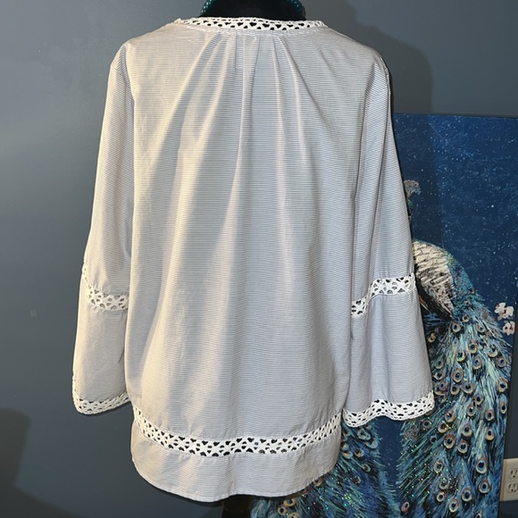 Peck & Peck Size XL V Neckline Blouse - Picture 9 of 14